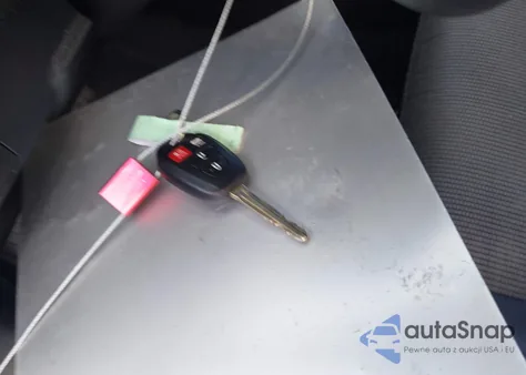 2015 Toyota Corolla S Plus из США, поврежденный, VIN 2T1BURHE5FC452820